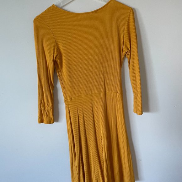 Faux Wrap Dresses 2for1 - Picture 8 of 8